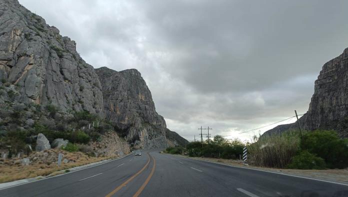 Aumentará flujo vial en la carretera 30