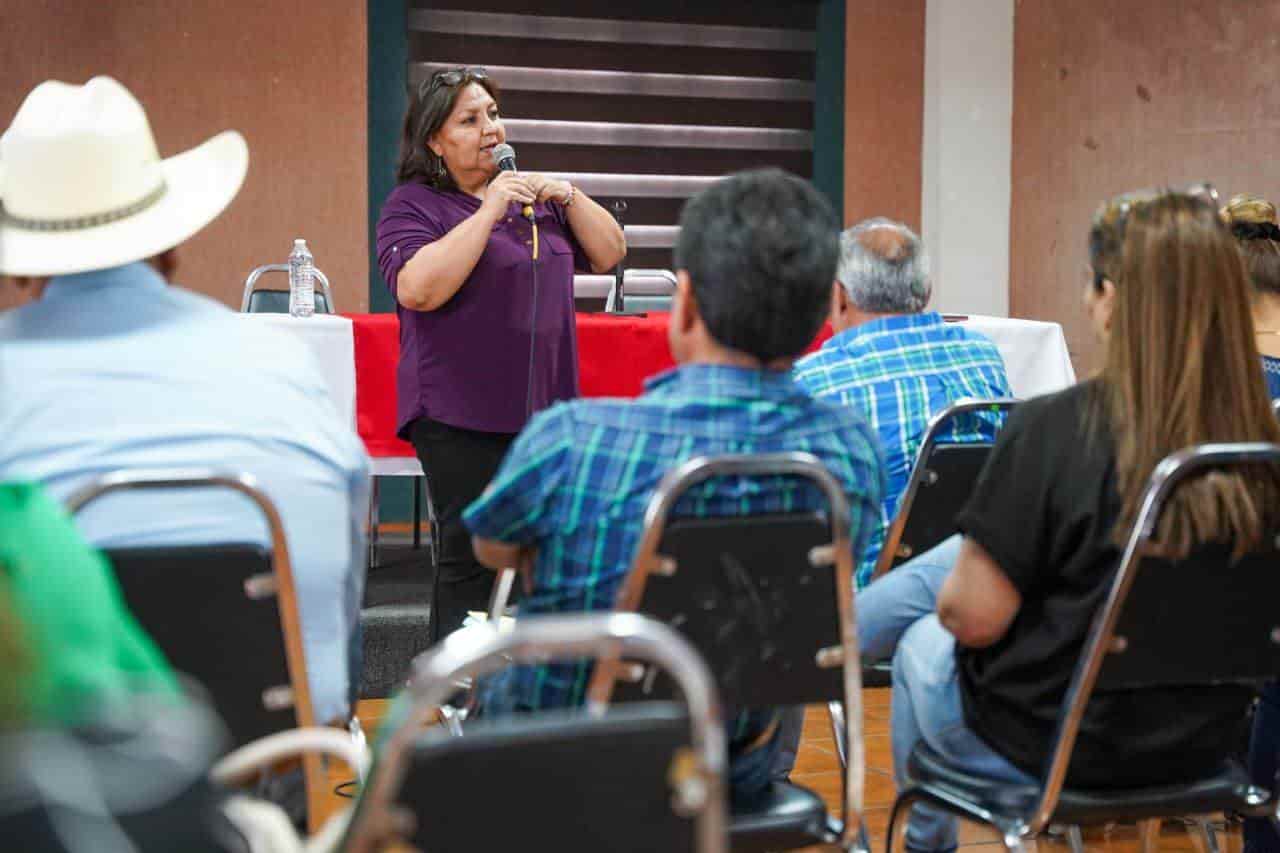 Secretarios, directores y coordinadores de los diversos departamentos del Ayuntamiento de Ramos Arizpe fueron capacitados por personal del Instituto Electoral de Coahuila.