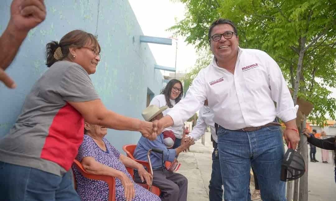 Realiza Piña su primer compromiso de campaña.