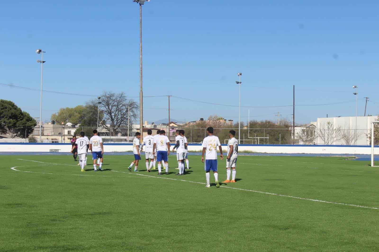 Colonia Miravalle continúa luciendo bien en torneo de liga.