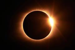 Advierten sobre daños irreversibles si se mira sin protección adecuada el eclipse