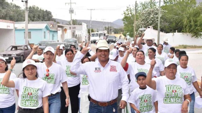 Confían en proyectos de Beto Villarreal Confían en proyectos de Beto Villarreal