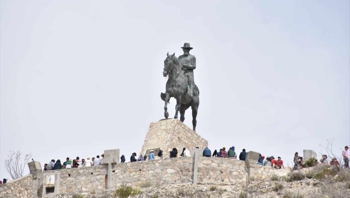 Privilegiado Ciénegas con el Eclipse Solar