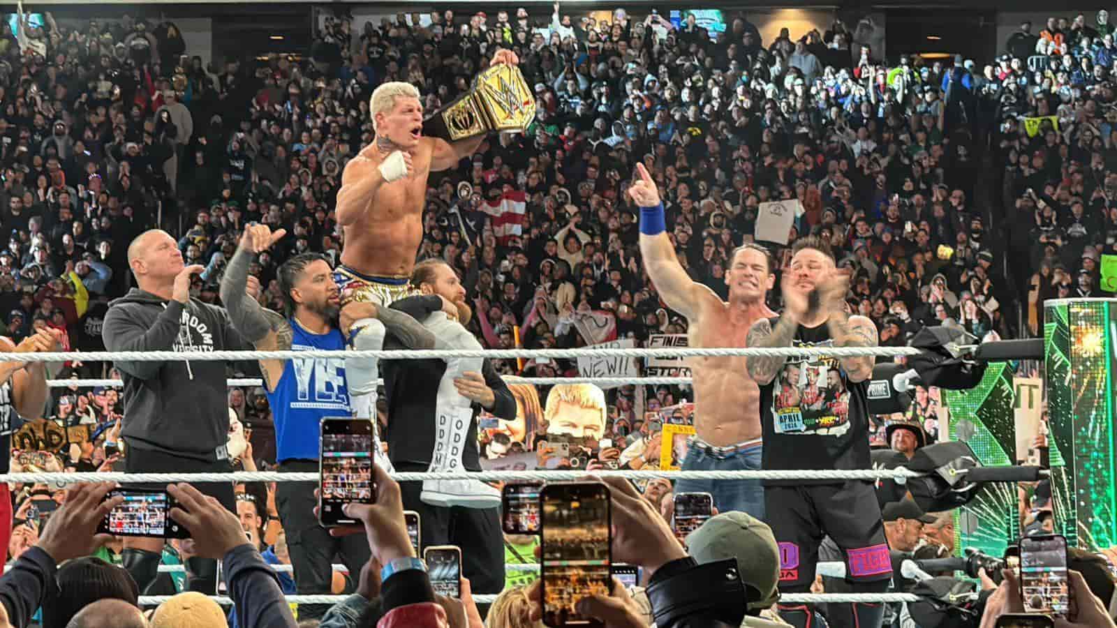 ¡ÉPICO! Con Undertaker, John Cena y La Roca, Cody se CORONA en Wrestle Mania XL
