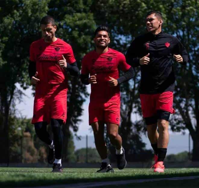 Los jugadores de Atlas se disculparon por el mal torneo.