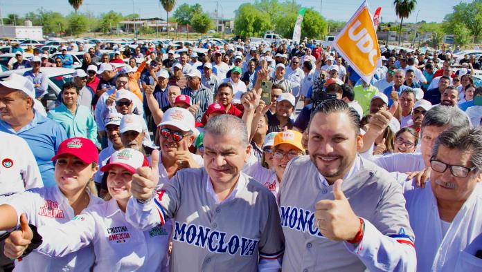 Taxistas y CNOP respaldan a Carlos y Miguel Riquelme