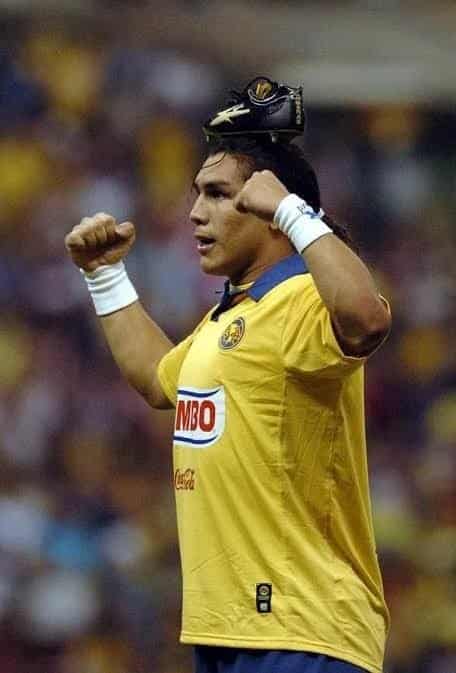 ¡MEMORABLE! Henry Martín IGUALA en goles con el América a Salvador Cabañas