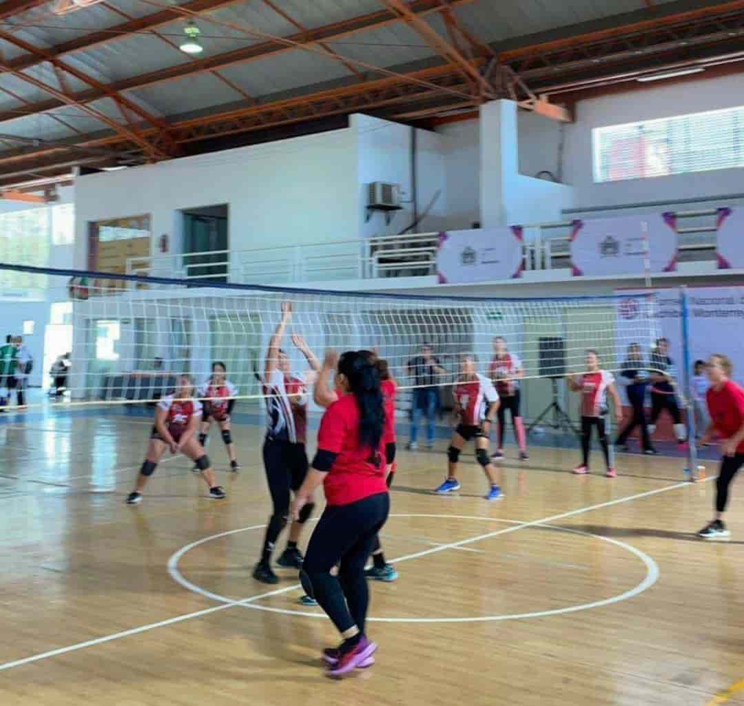 Inician Nuevos Torneos de "Voleibol y Cachibol" en Sabinas