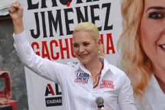 Laura Jiménez Gachupina anuncia becas para personas con discapacidad