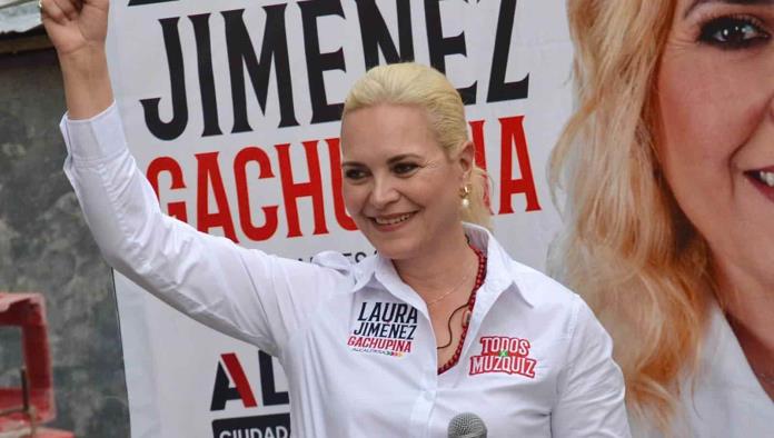 Laura Jiménez Gachupina anuncia becas para personas con discapacidad