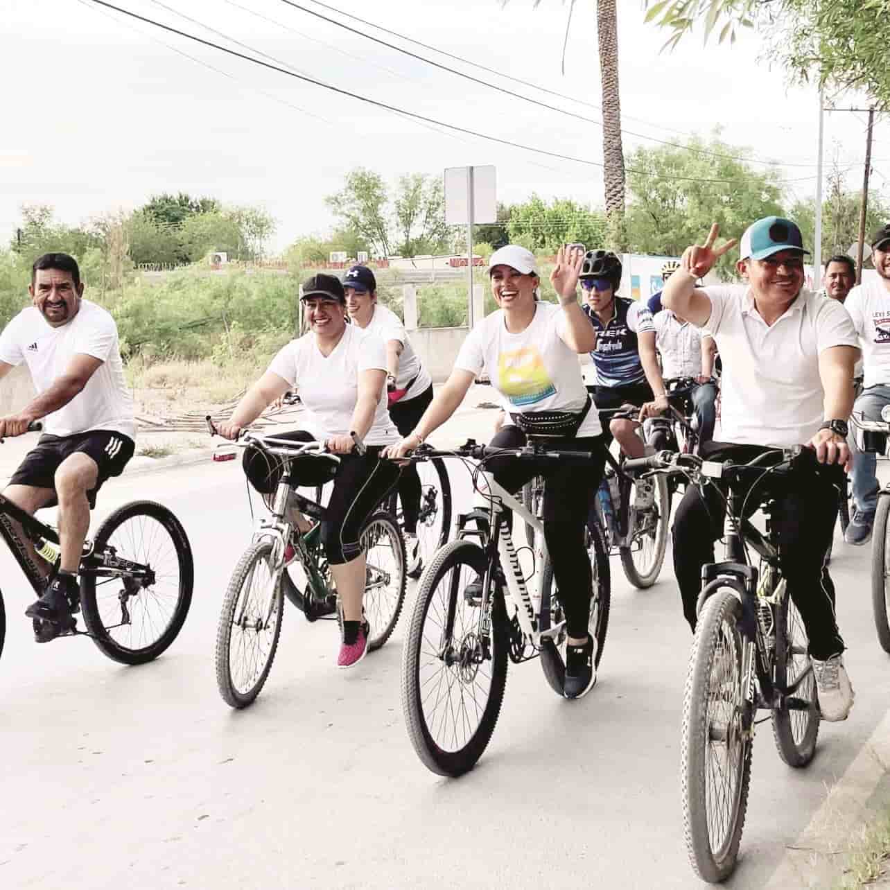 Inauguran en CC liga de Softbol