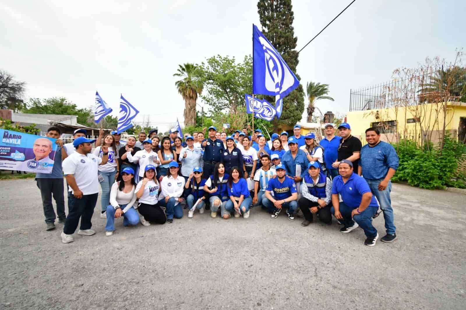 El equipo de campaña del candidato  Mario Dávila Delgado, recorrió las colonias FESTE y Miravalle 1, donde recibieron innumerables muestras de apoyo.