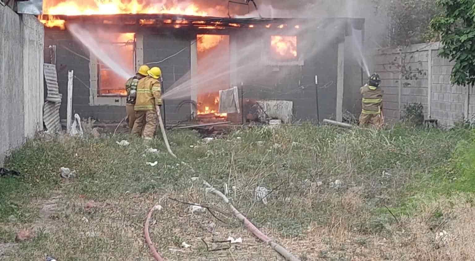 TRAGEDIA EN ALLENDE: Muere hombre de 59 años dentro de casa en terrible incendio