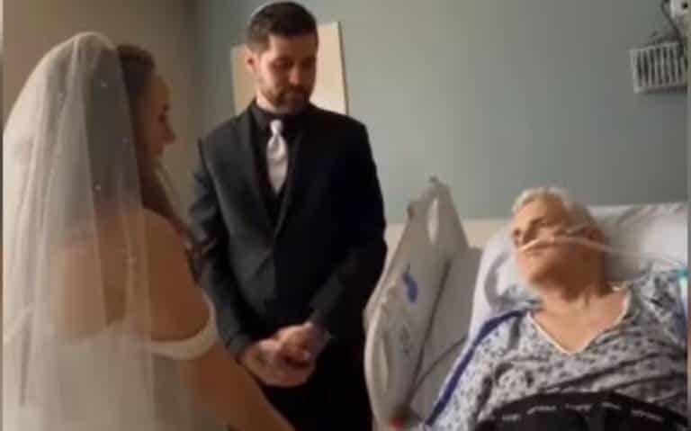 EMOTIVO: Mujer se casa en hospital para que su padre con cáncer pueda verla