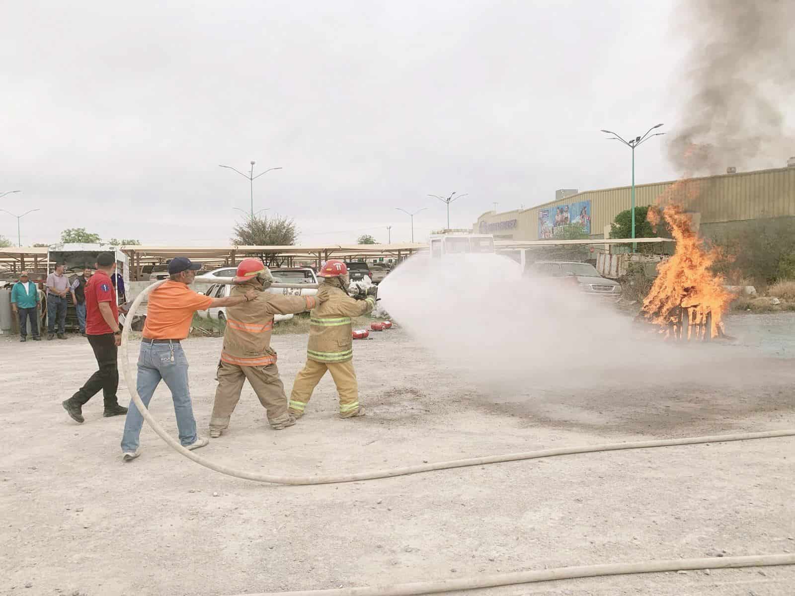 Realizan simulacro en escuelas y empresas de San Buenaventura.