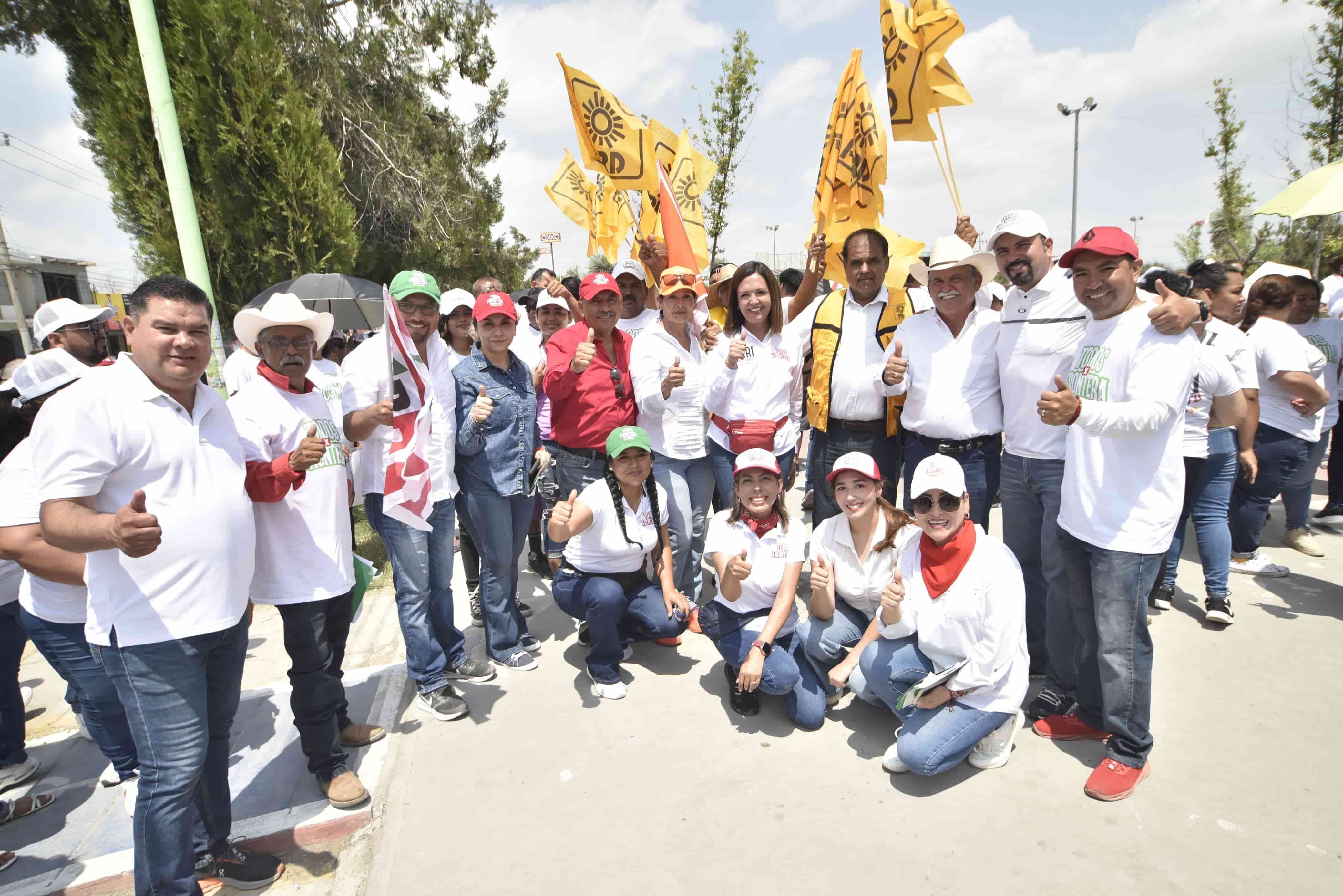 Apoyan ciudadanos a Sari Pérez Cantú