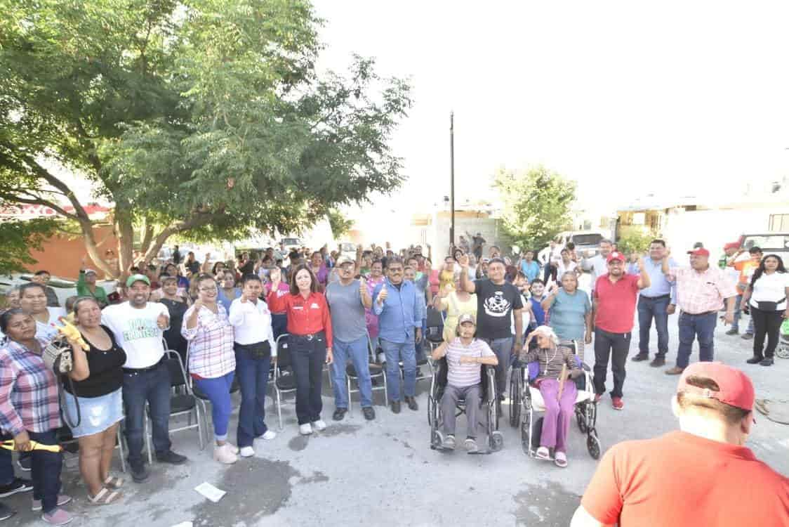 Firma Sari compromisos con ciudadanos
