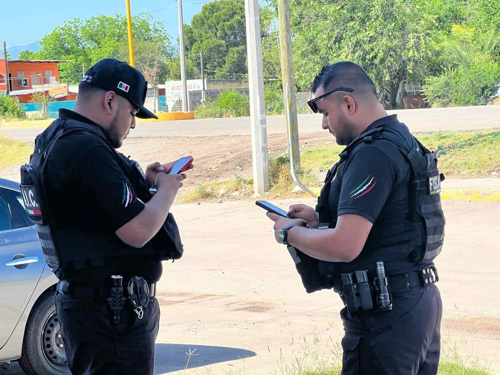 Elementos de la Agencia de Investigación Criminal, investigan el hurto.