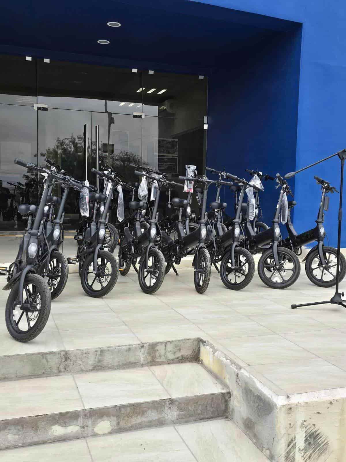 Dona Banco de Alimentos 30 bicicletas eléctricas