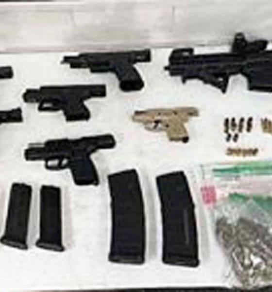Incauta armas, municiones y marihuana en un vehículo que se dirigía a México