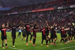 Bayer Leverkusen rescata invicto con gol agónico al 90+6