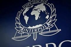 Ecuador pide a Interpol captura a exministro refugiado en México