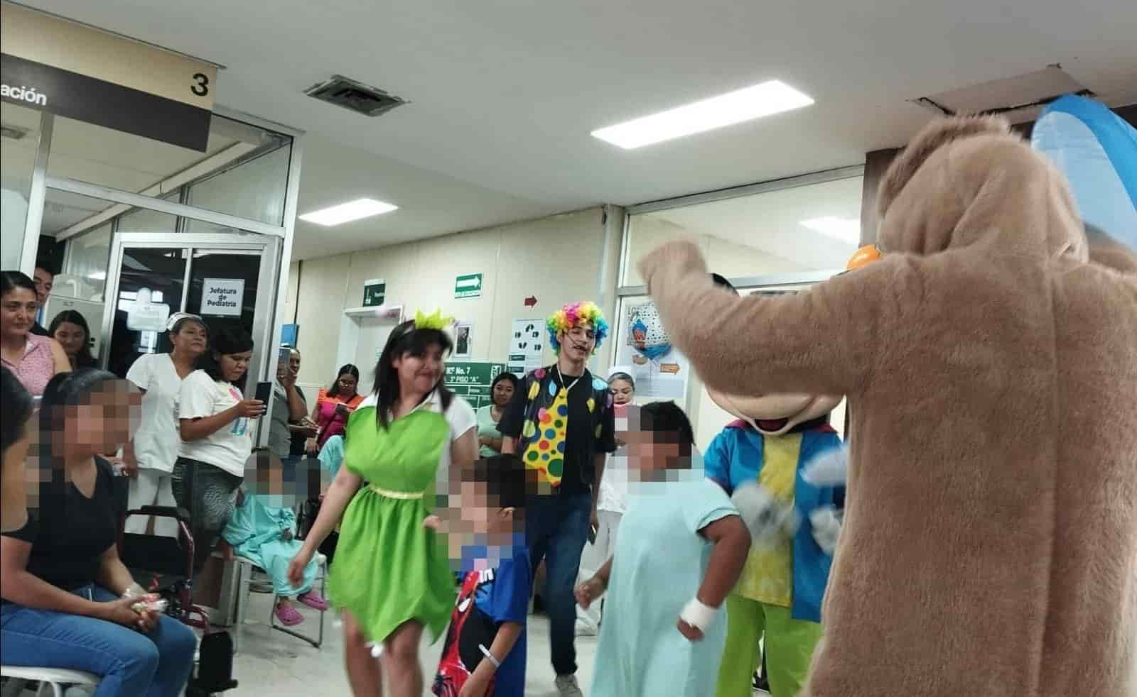 Personal del IMSS de Monclova Llena de Alegría el Día del Niño en el Hospital