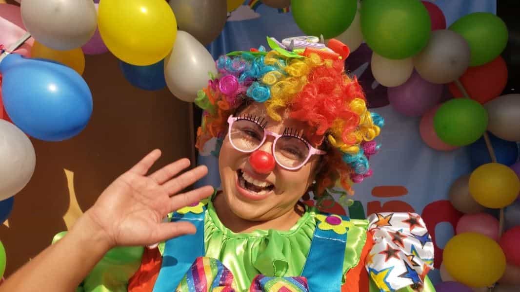 Importante llevarles alegría a los niños, Soy la Payasita bombón