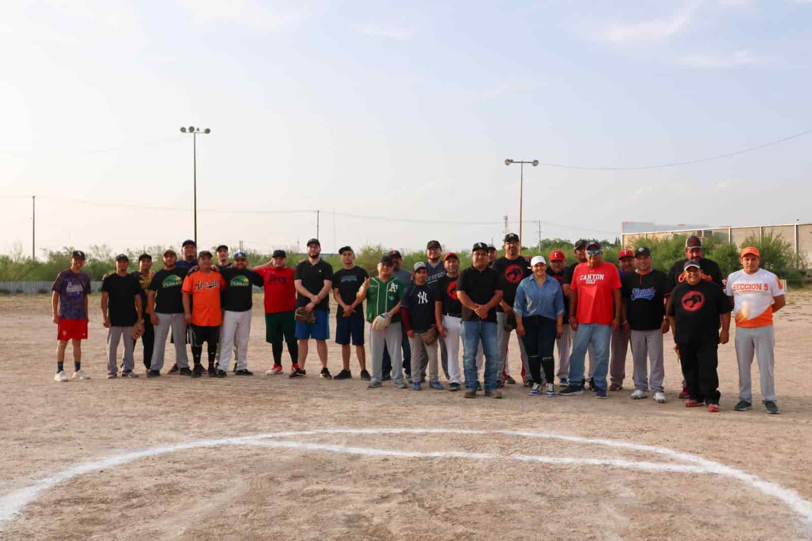 Inicia liga de softbol