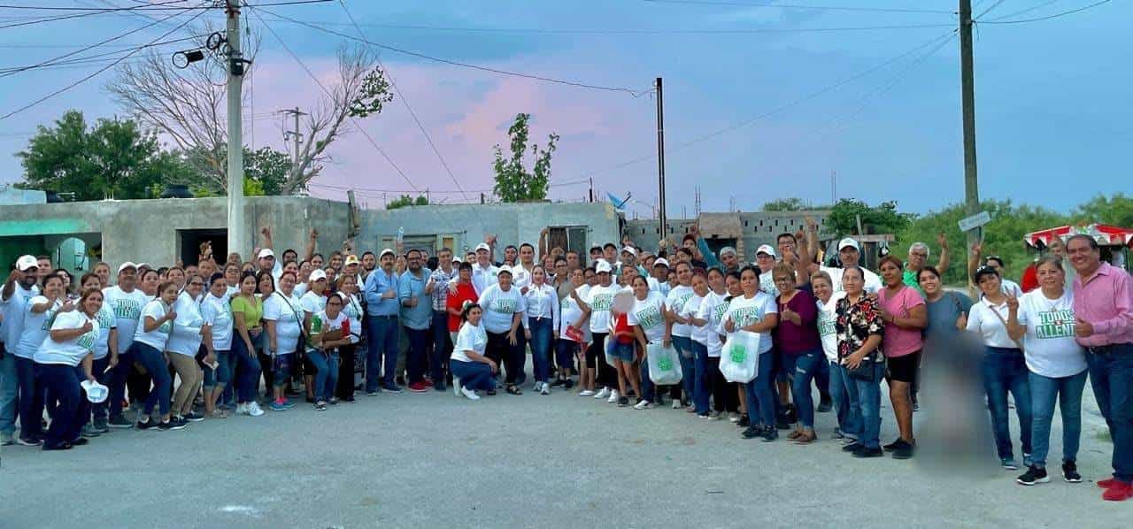 Pepe Díaz Gutiérrez Continúa su Recorrido por la Localidad