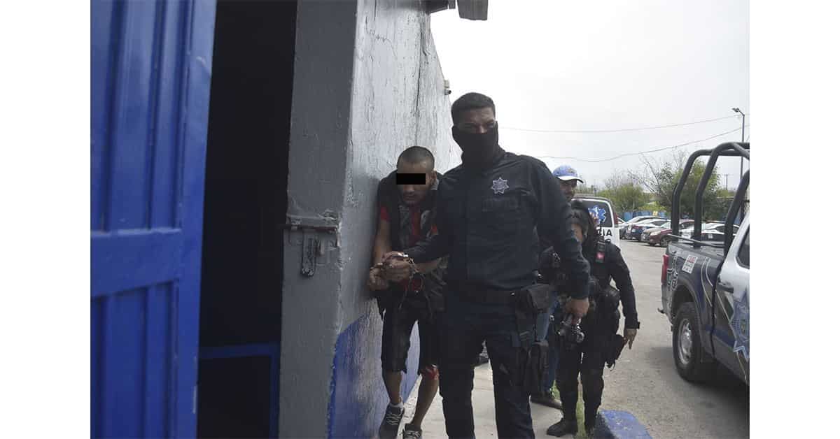 Hiere a uniformado por resistirse a arresto Hiere a uniformado por resistirse a arresto