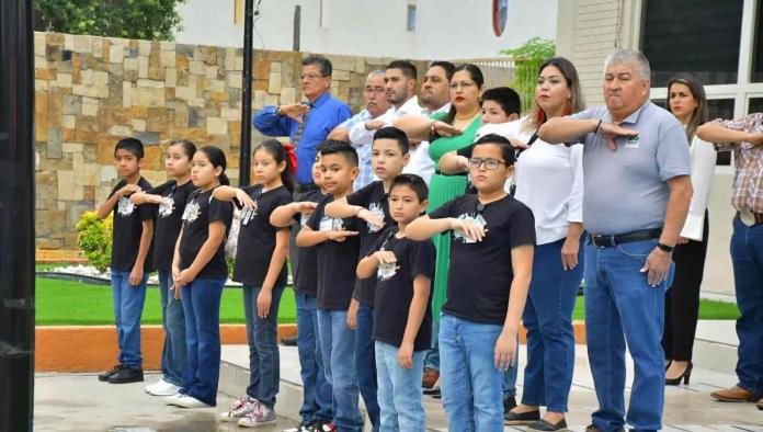 Nava Rinde Homenaje a la Batalla de Puebla