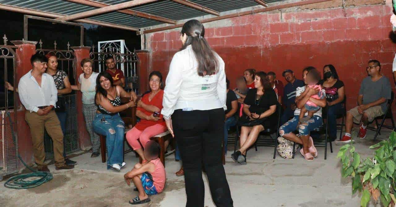 Sostiene Pily Valenzuela diálogo inclusivo y participativo en colonia Independencia