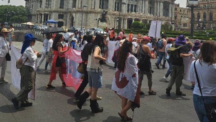 Madres Monclovenses, acuden a Marcha Nacional de Madres buscadoras en la ciudad de México