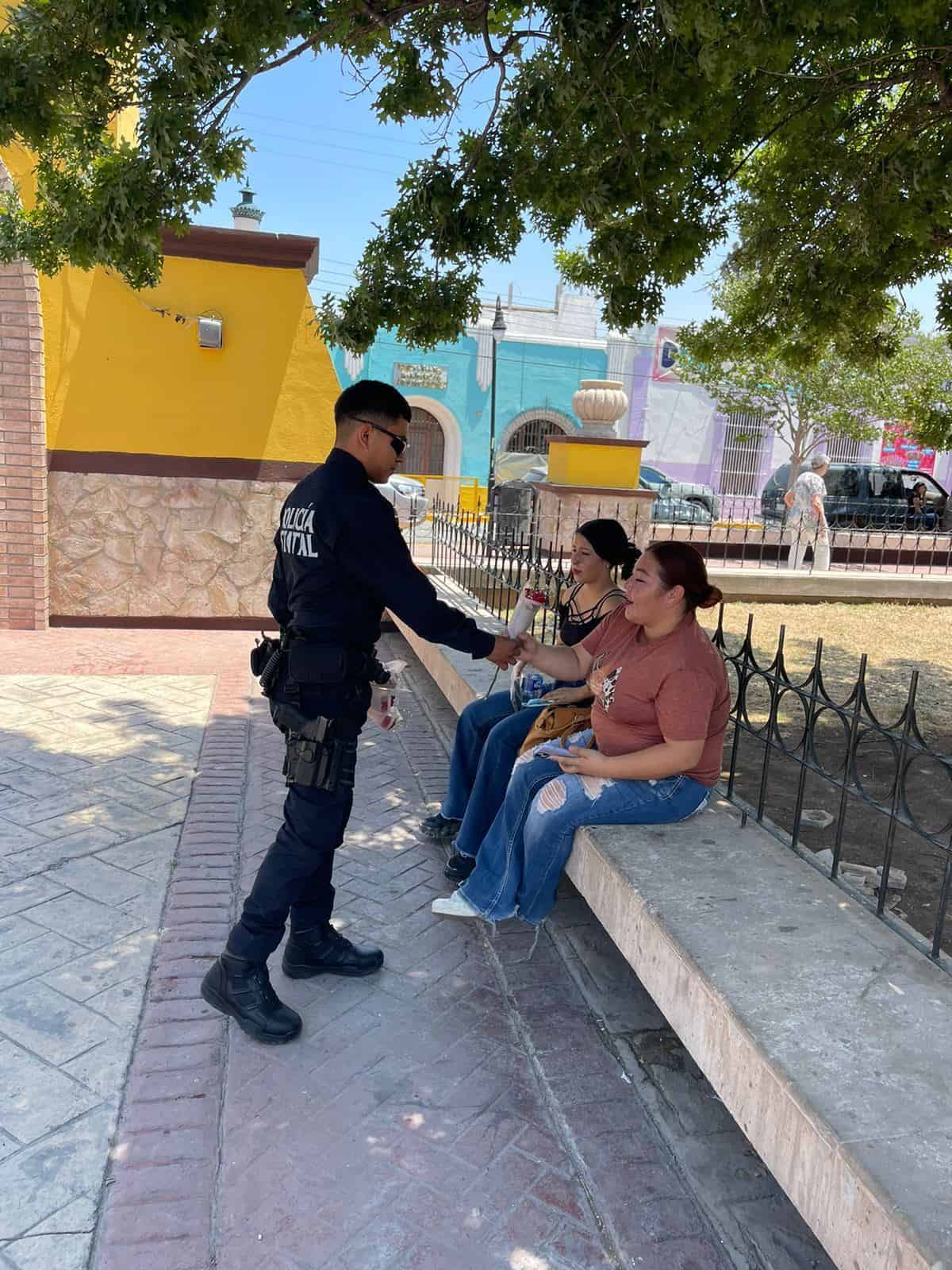Lleva Policía Estatal alegría a madres en Coahuila