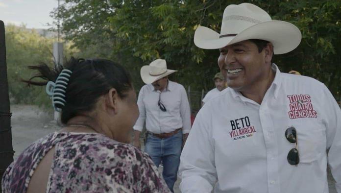 Beto Villarreal visita ejido El Oso