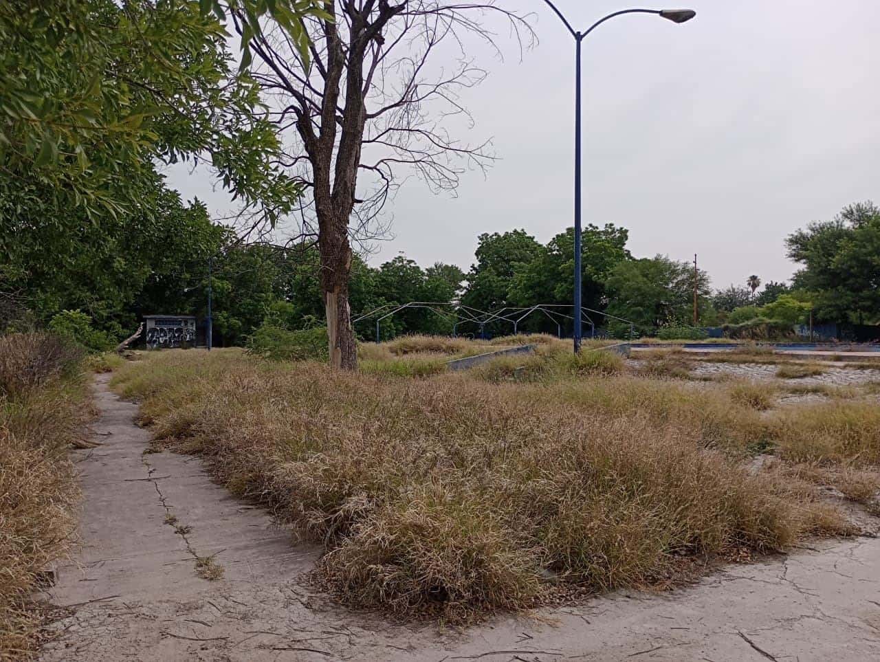 En deplorable abandono el Parque Deportivo AHMSA