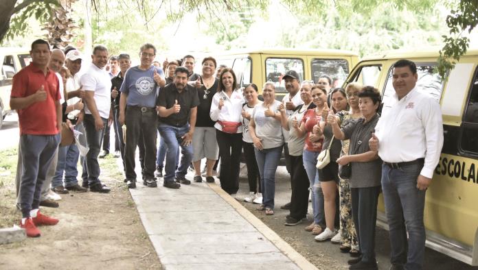 Apoya transporte a Sari Pérez Cantú