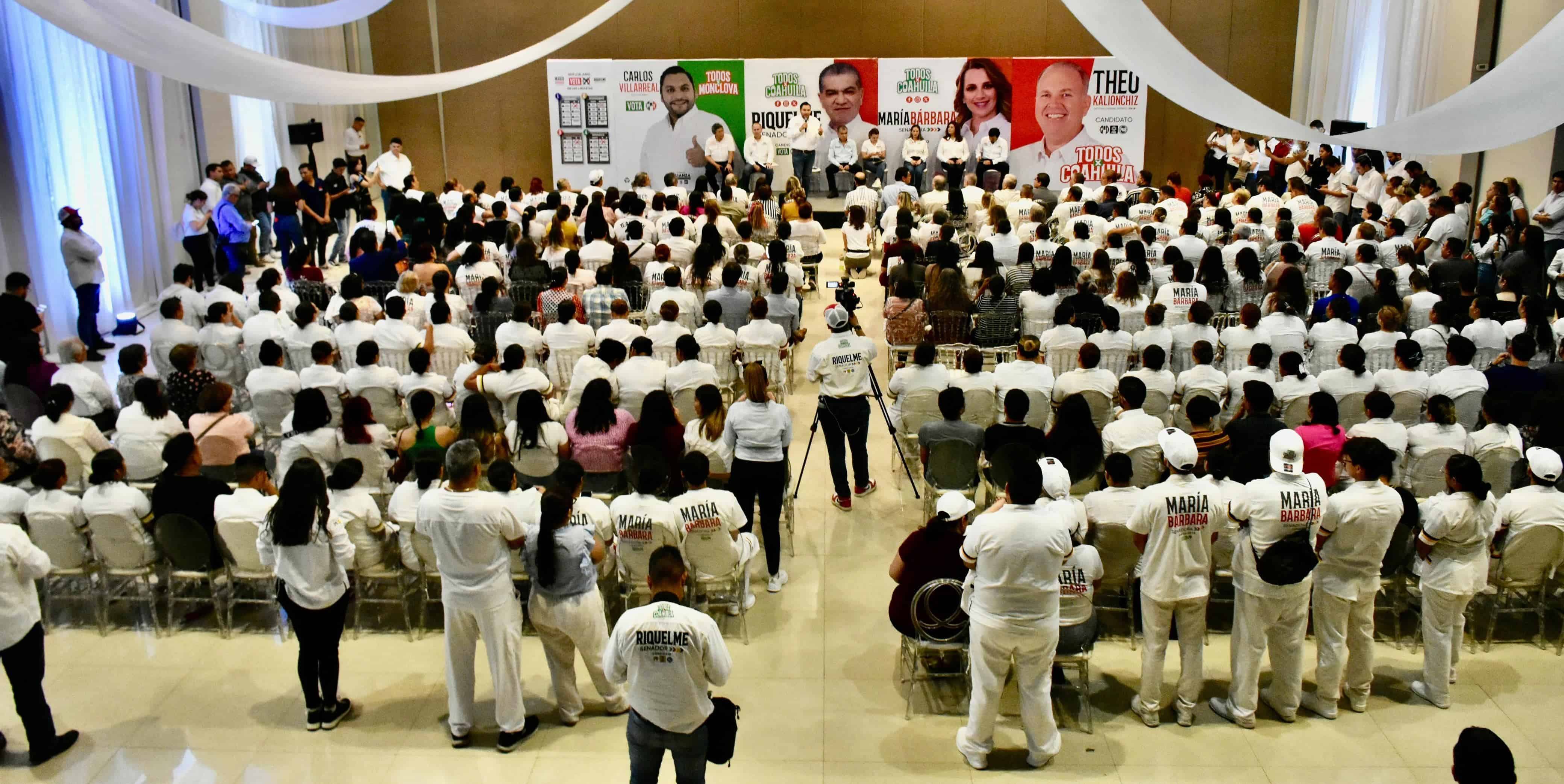 Mejores apoyos al sector salud: Carlos