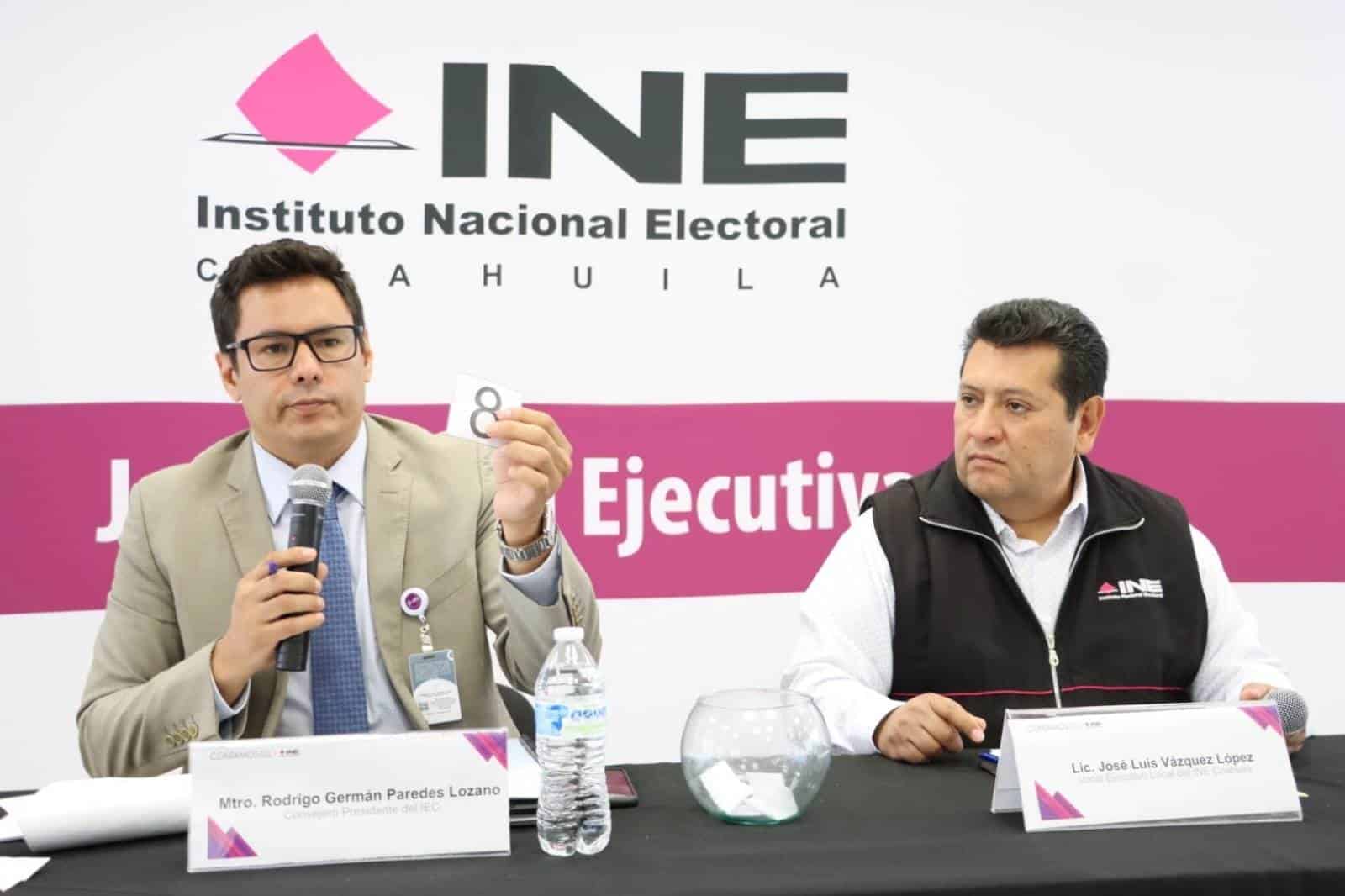 El Instituto Nacional Electoral dio a conocer a la ciudadanía en general que el próximo 20 de mayo vence el plazo para solicitar la reimpresión de su Credencial para Votar.