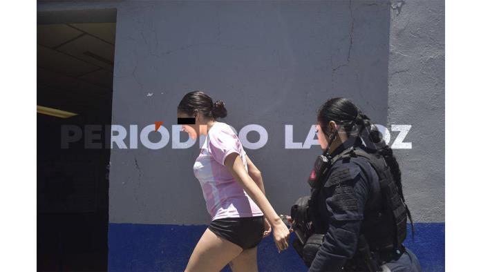 Detienen a dos en la Zona Centro