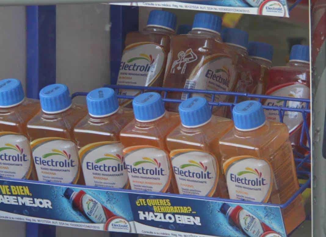 Estos son los mejores sueros contra la ola de calor, según Profeco