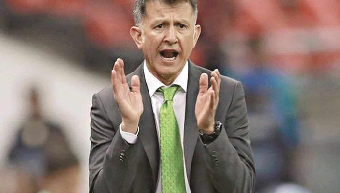 Juan Carlos Osorio se encuentra a una firma de regresar a México