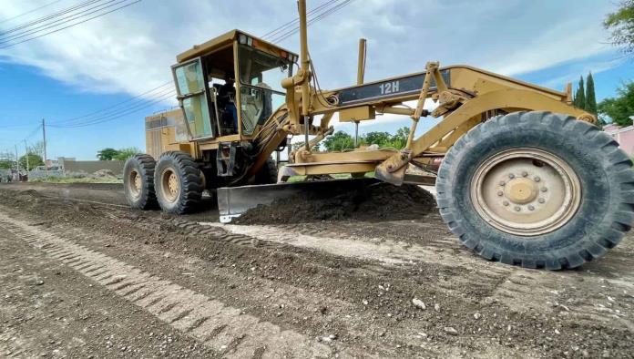 Mejoran vialidades de Allende; se pide precaución ante las obras