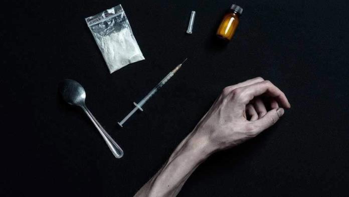 TRAGEDIA: Joven de 21 años fallece por presunta SOBREDOSIS de droga en el centro de PN