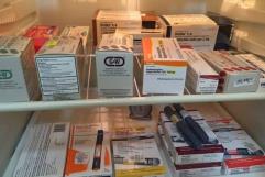 Piden a farmacias no arriesgar medicinas por apagones 