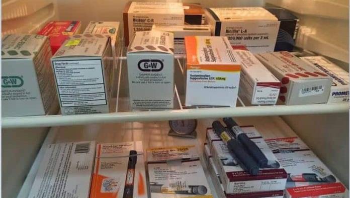 Piden a farmacias no arriesgar medicinas por apagones 