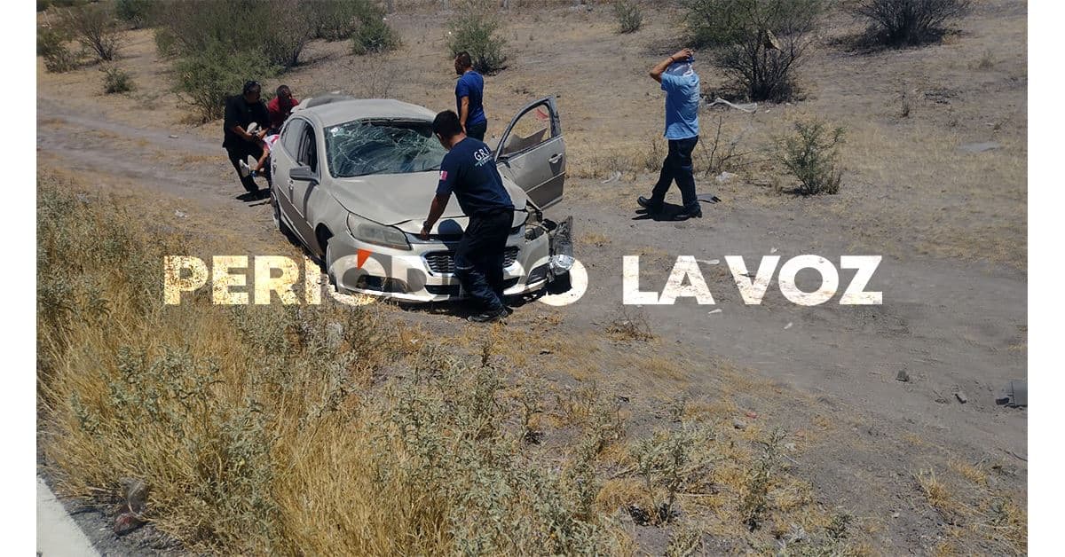 La sacan de la carretera y la asaltan