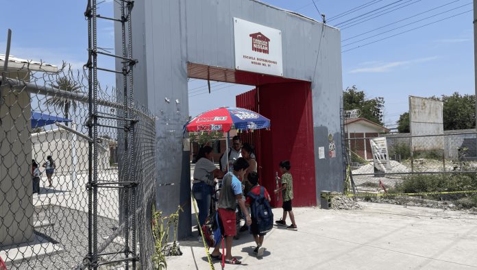 Sufren 8 maestros golpes de calor