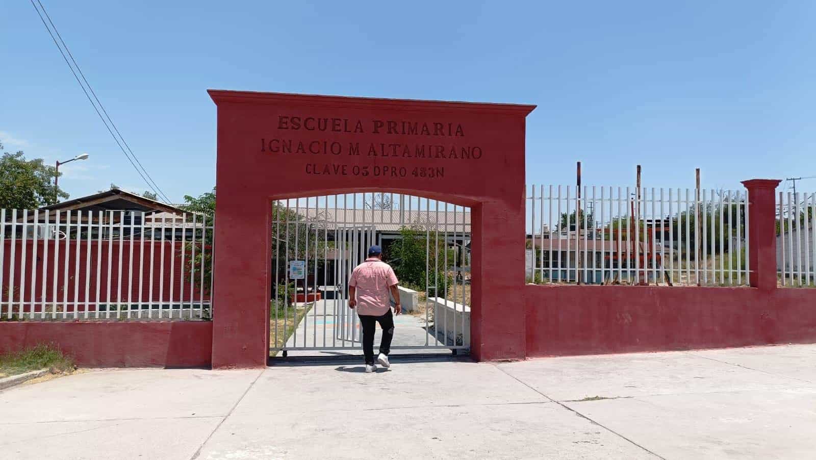 Apoyan a escuelas por la falta de luz